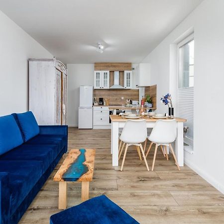Green Square Apartment With Balcony Swinoujscie By Noclegi Renters Luaran gambar