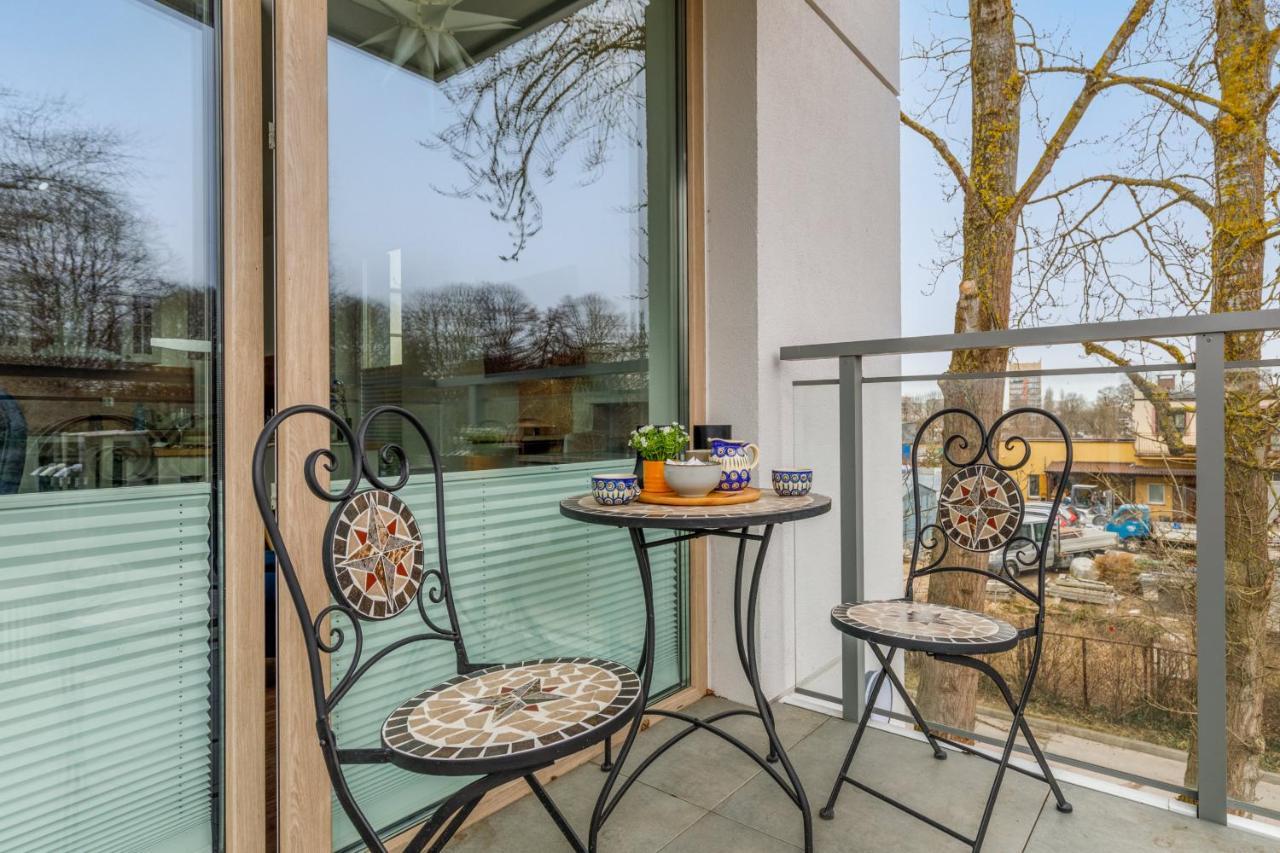Green Square Apartment With Balcony Swinoujscie By Noclegi Renters Luaran gambar