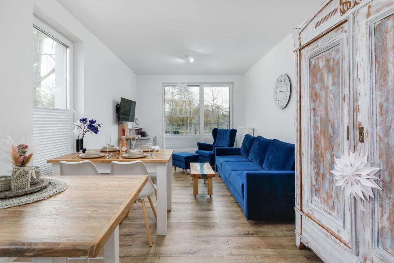 Green Square Apartment With Balcony Swinoujscie By Noclegi Renters Luaran gambar