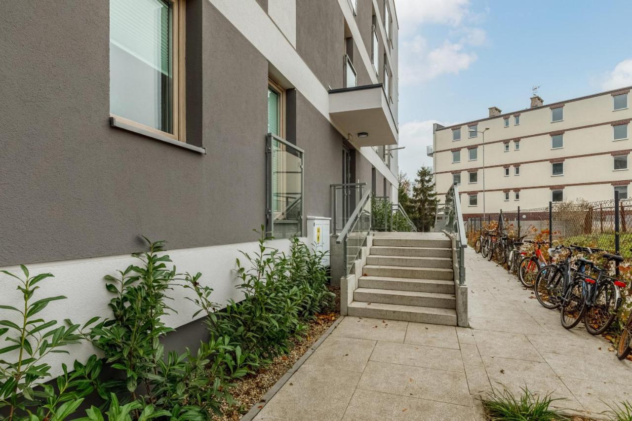 Green Square Apartment With Balcony Swinoujscie By Noclegi Renters Luaran gambar